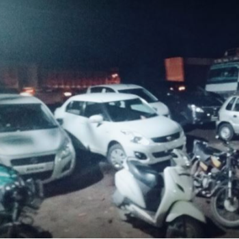 Parking Area MEGDHOOT DHABA KM 101, Mumbai - Agra Rd, Dewas Naka, Lasudia Mori,