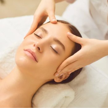 Head Massage For Female | Atmos Salon In Kothrud | Shop No.2 , Raghuvansh Apartment ,Mayur Colony Kothrud Near, Near Durga Cafe, Mayur Colony, Kothrud, Pune, Maharashtra 411038, India