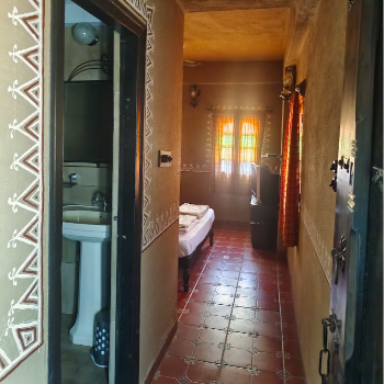 Basic Amenities | Hansa Heritage | Kalidas Marg, Kila Road, Maheshwar, Madhya Pradesh 451224, India