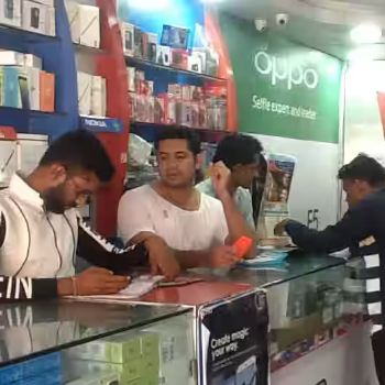 CUSTOMER SUPPORT AND CONSULTATION Mobile Street Shop No 3 Mahi Nagar Opposite Gayatri School Gotri Vadodara Gujarat 390021, India