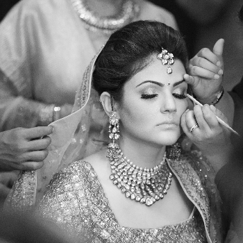 Trial Makeup & Hairstyle at our place | Vaishali Tade Makeup & Hairstyle Academy And Studio | Flat No.4 A Wing 2- Second Floor Nandan Pride Near Karve Statue Kothrud Pune, Maharashtra 411038, India