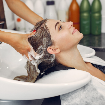 Hair Care For Ladies Sandy's Unisex Salon Shop No. 1, Lain No.1 Shahu Colony Near Comminse College, Karve Nagar, Pune - 411052