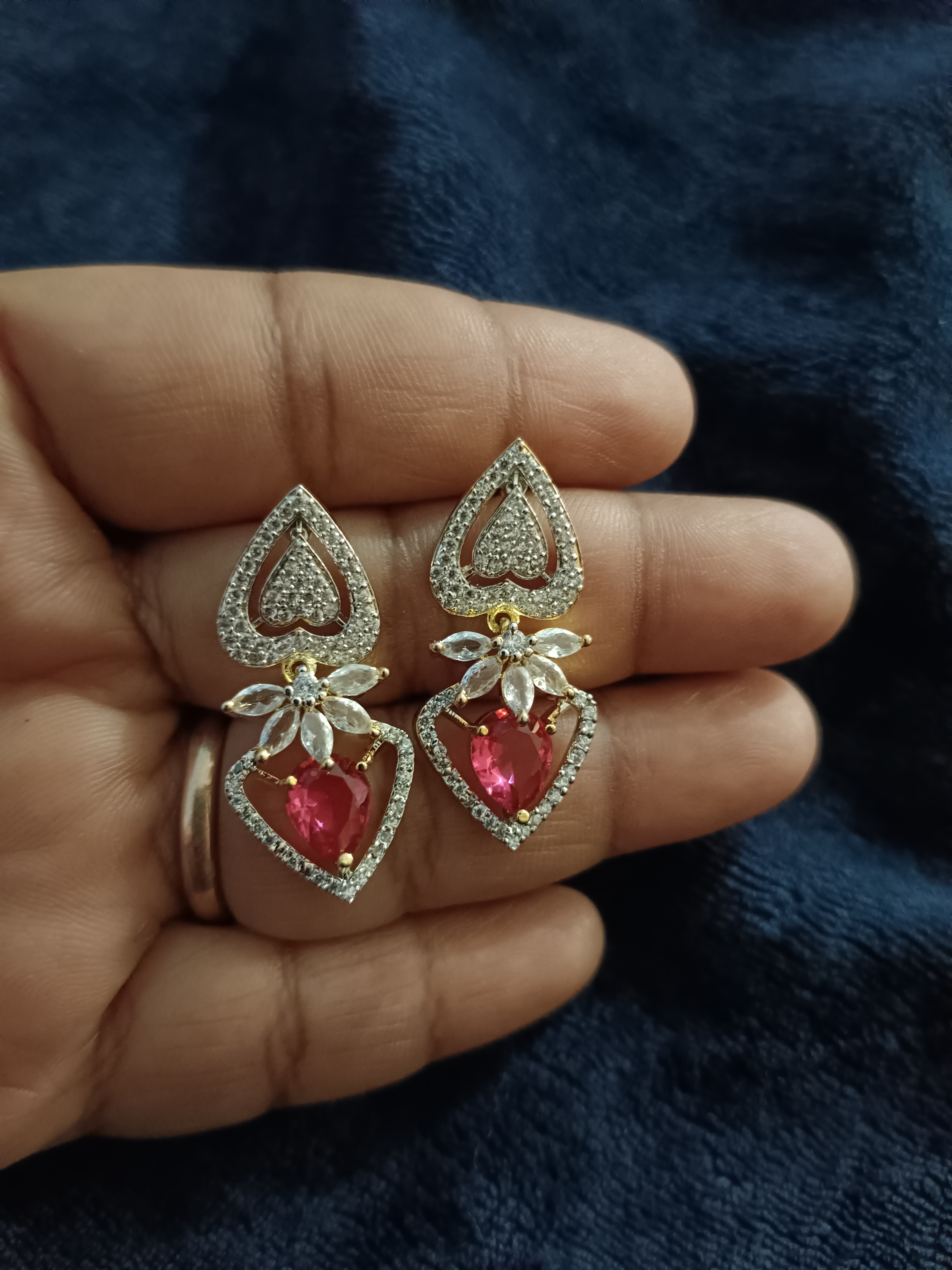 Kirmich | Flat 200 off