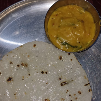 Malhar Foods | Maharshtrian Pooran Poli, Bhakhri, Jhunka